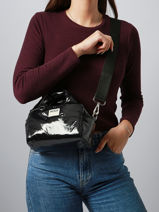 Cross Body Tas Glossy Gerecycleerd Polyester Wouf Zwart glossy BB250023-vue-porte